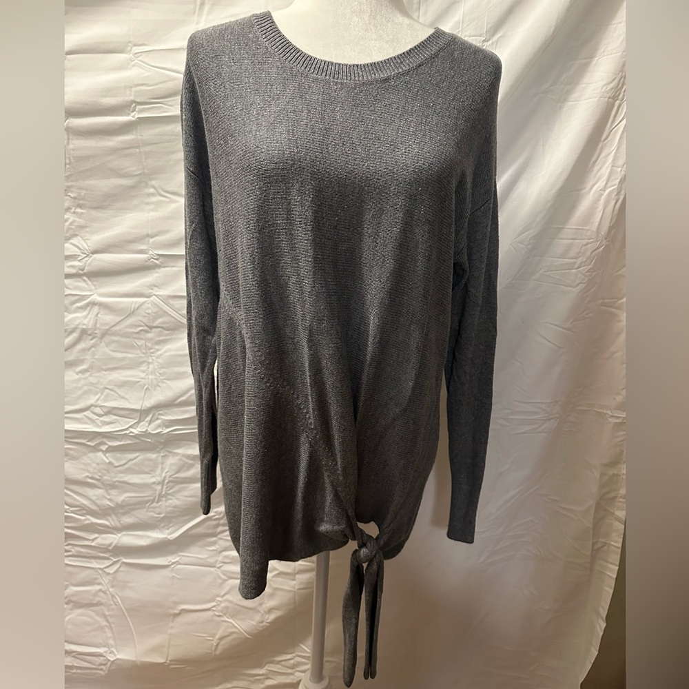 The loft gray long sleeved tie waist crew neck sweater size 14